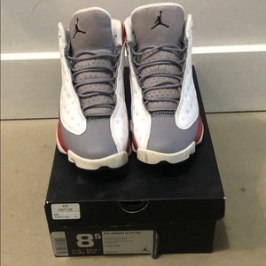 Jordan 13 retro grey toes size 8.5